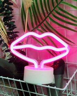 Lips Shaped Neon Light - Pink